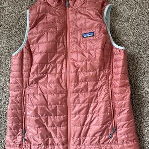 Patagonia women’s' Pink Quilted Vest
